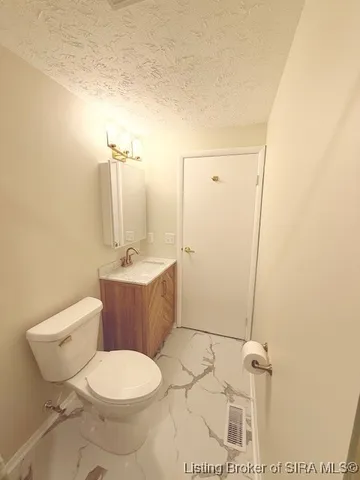 $269,900 | 2116 Highway 56, Scottsburg, IN 47170