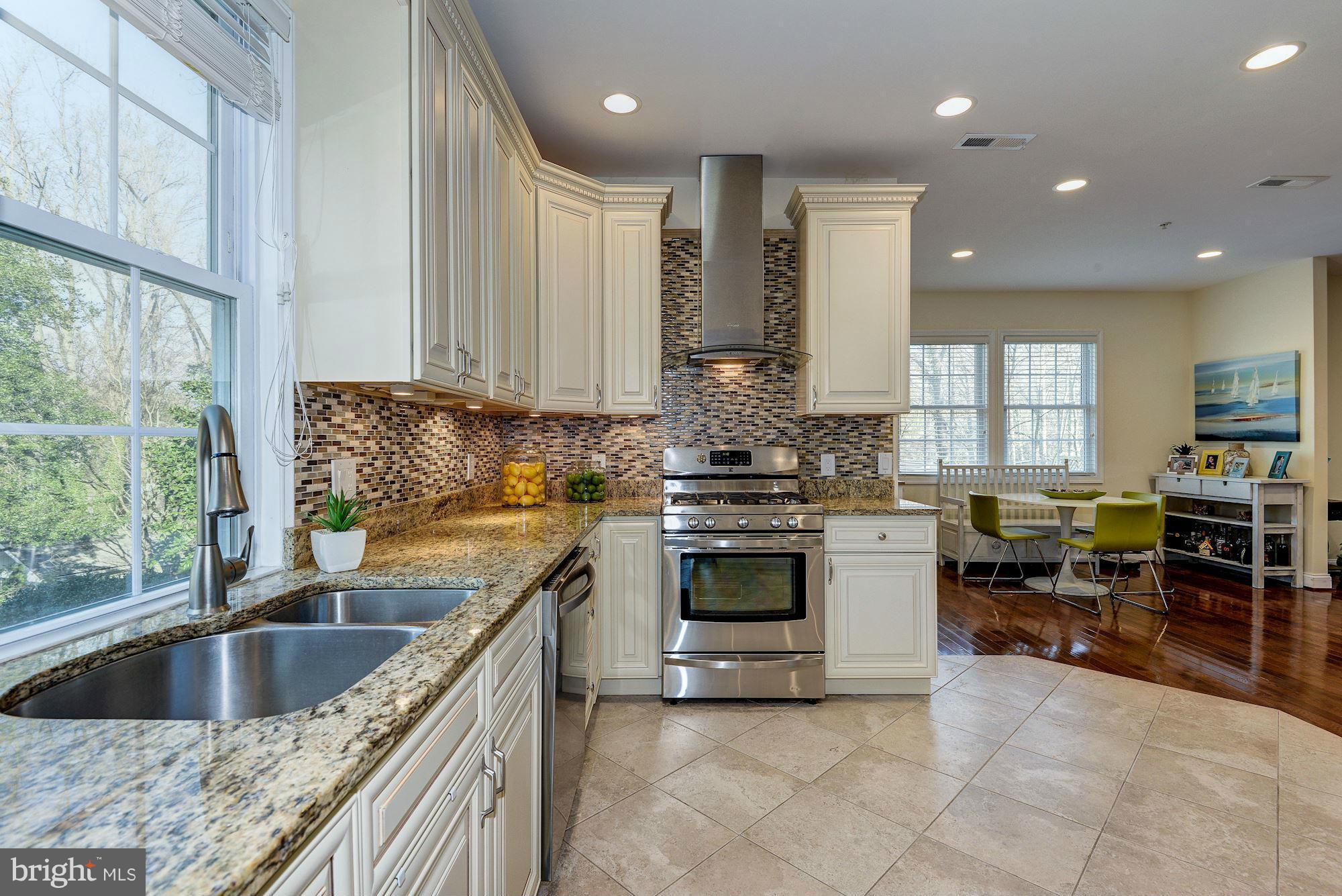 4105 Decatur Avenue Kensington, MD 20895 - Photo 13 of 29 Kitchen 3