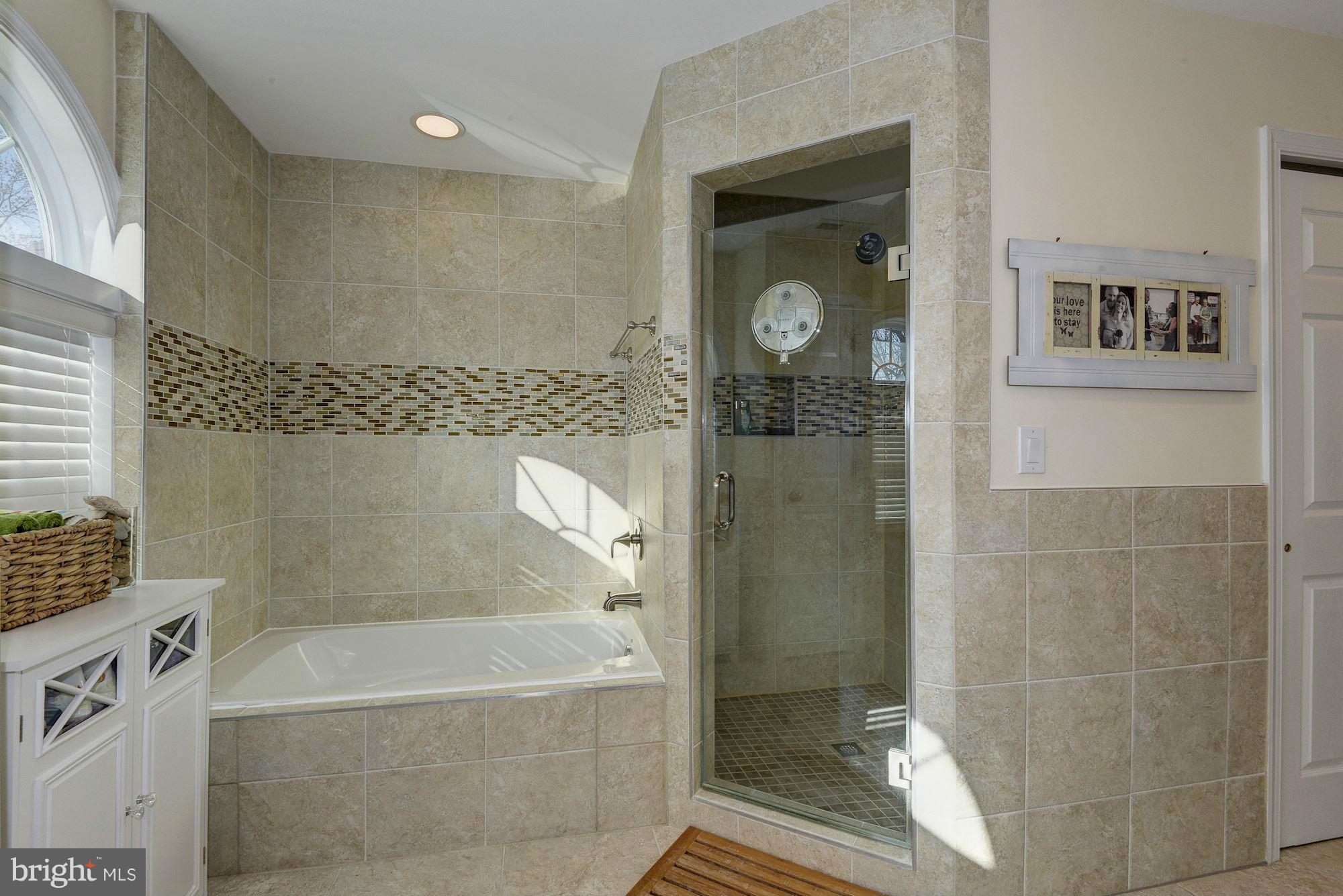 4105 Decatur Avenue Kensington, MD 20895 - Photo 21 of 29 Bath (Master)