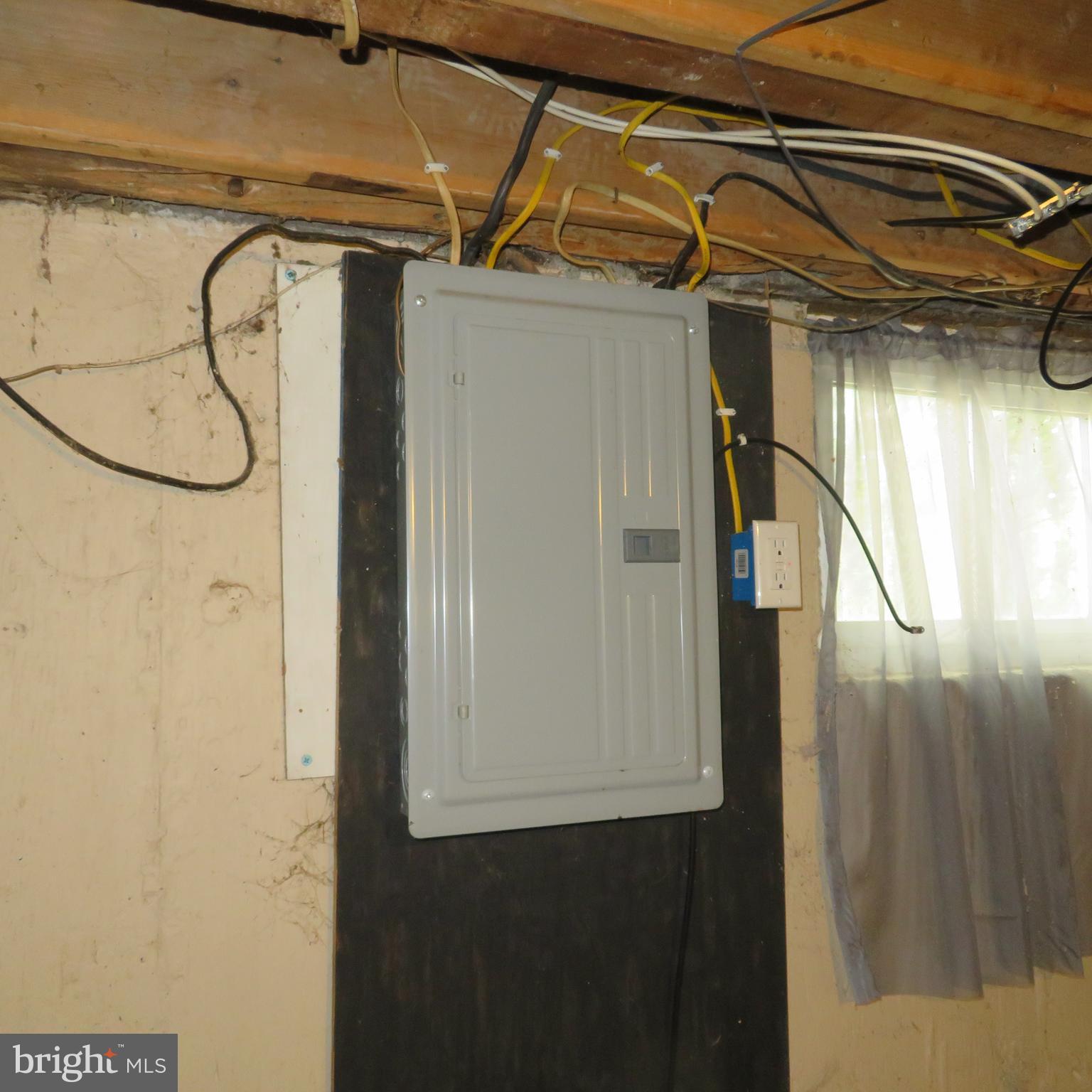 1018 Burnside Road Sharon Hill, PA 19079 - Photo 14 of 18