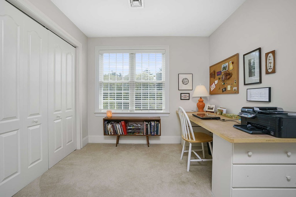 177 Forsythe Farm Road Northbridge, MA 01534 - Photo 16 of 30 Gallery Image 16