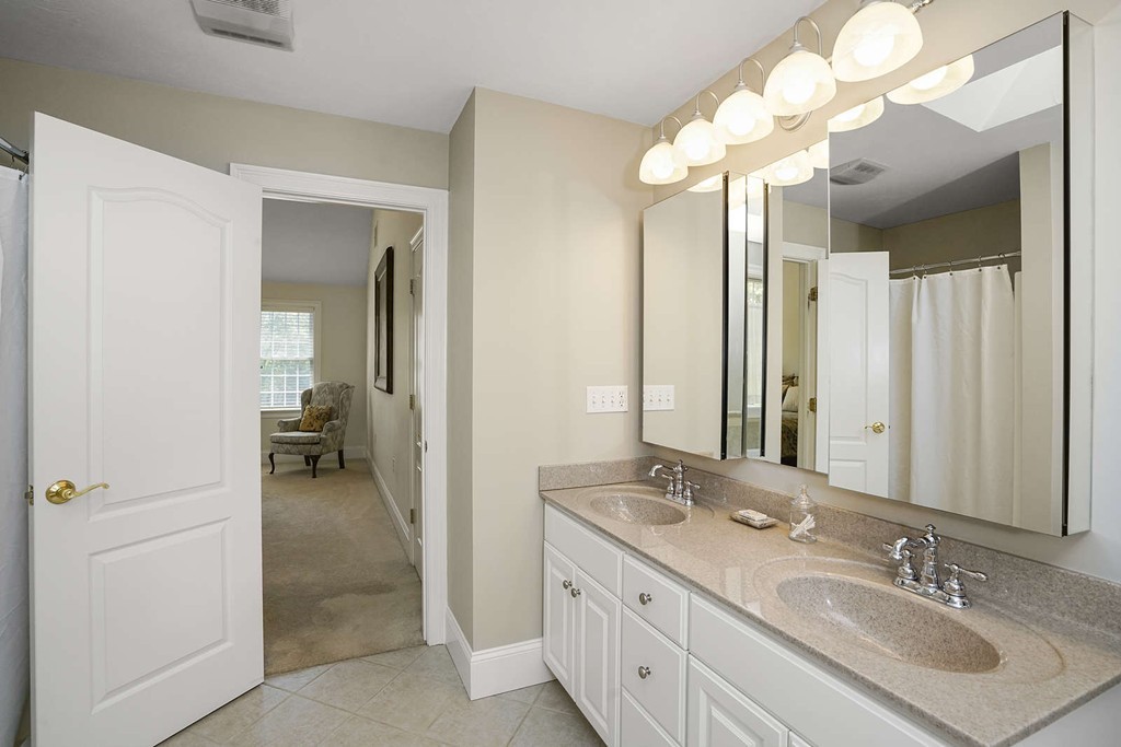 177 Forsythe Farm Road Northbridge, MA 01534 - Photo 23 of 30 Gallery Image 23