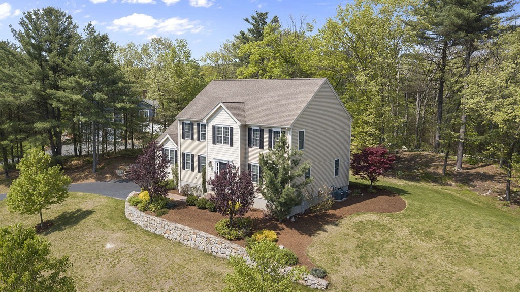 177 Forsythe Farm Road Northbridge, MA 01534 - Photo 3 of 30 Gallery Image 3