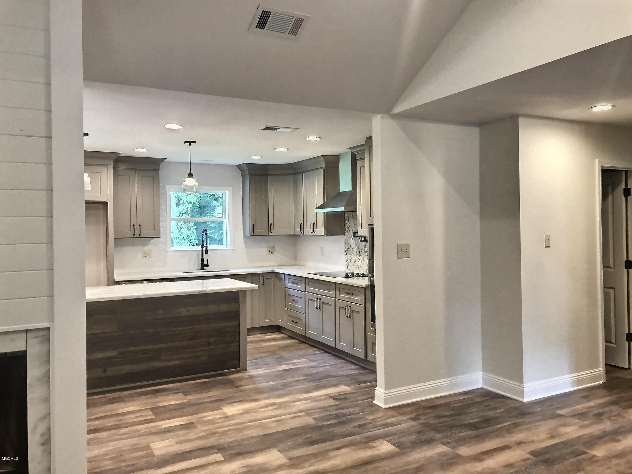 1346 Diller Road Ocean Springs, MS 39564 - Photo 8 of 20 exposio_116070849