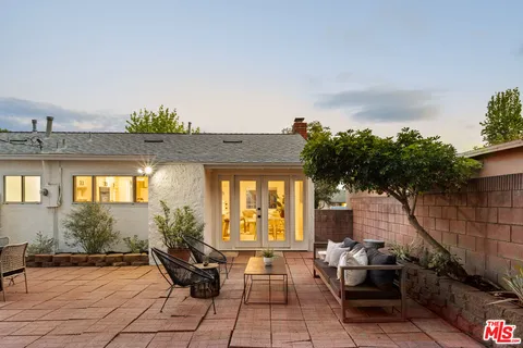 $995,000 | 7117 West 91st Street, Los Angeles, CA 90045