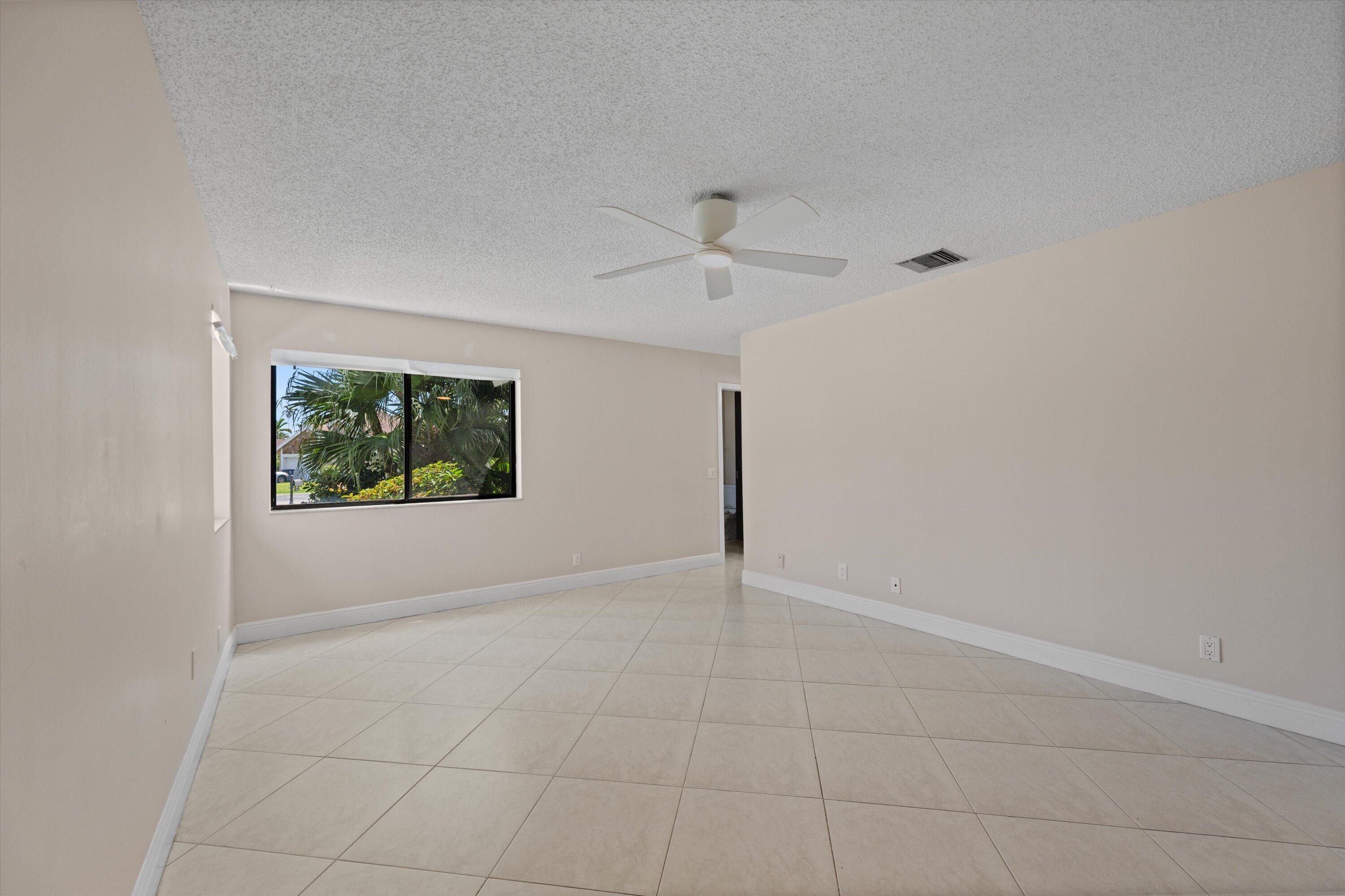 22304 Guadeloupe Street Boca Raton, FL 33433 - Photo 14 of 62 30-DSC_2035