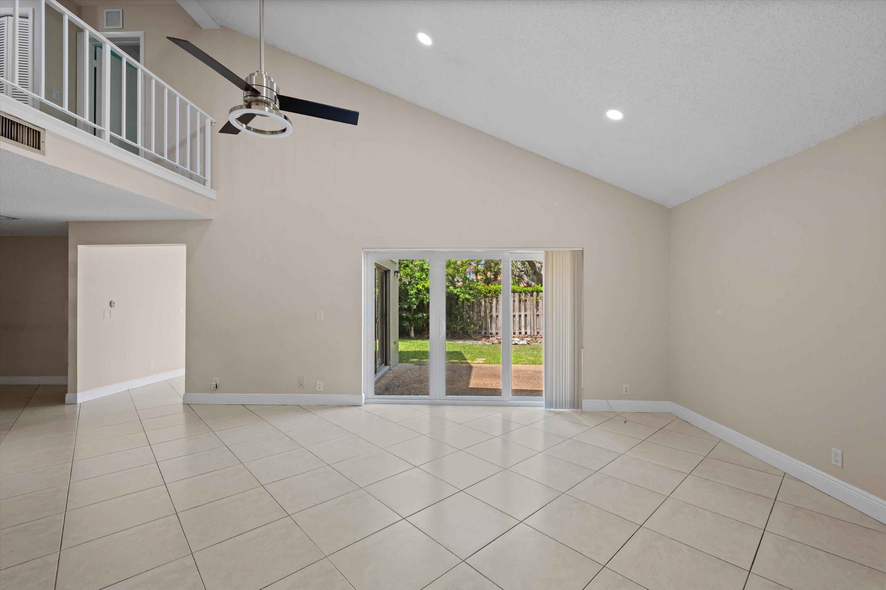 22304 Guadeloupe Street Boca Raton, FL 33433 - Photo 7 of 62 06-DSC_1897