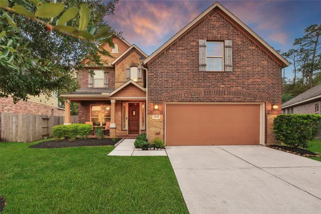 $425,000 | 2643 Cedar Path Lane, Conroe, TX 77385