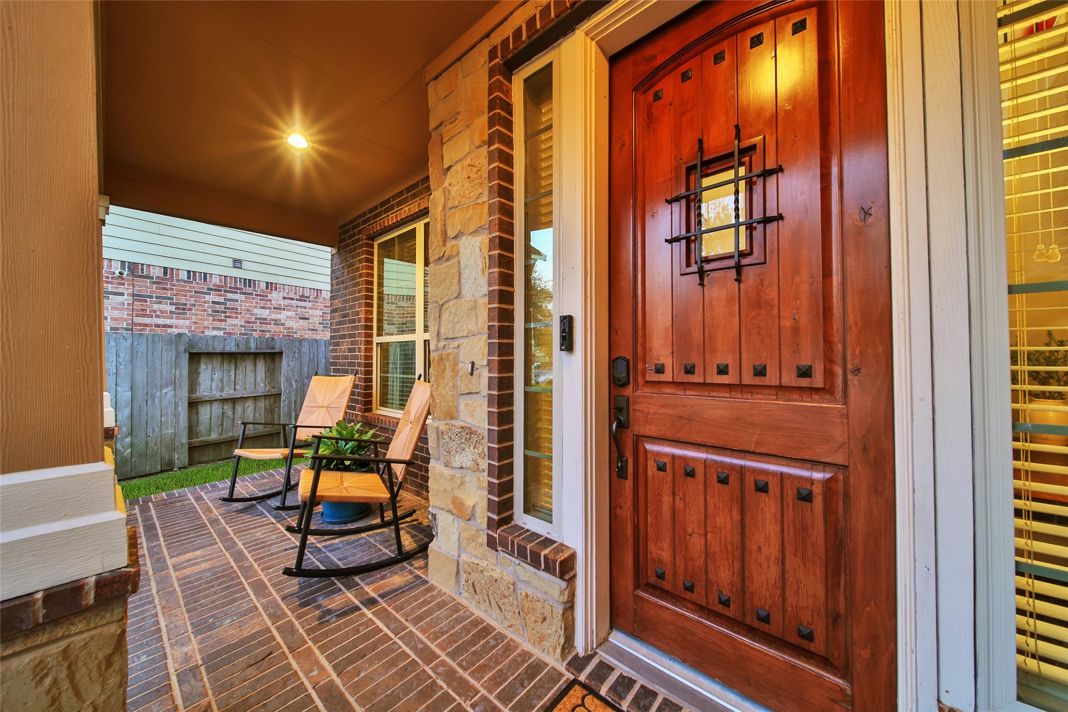 2643 Cedar Path Lane Conroe, TX 77385 - Photo 3 of 44