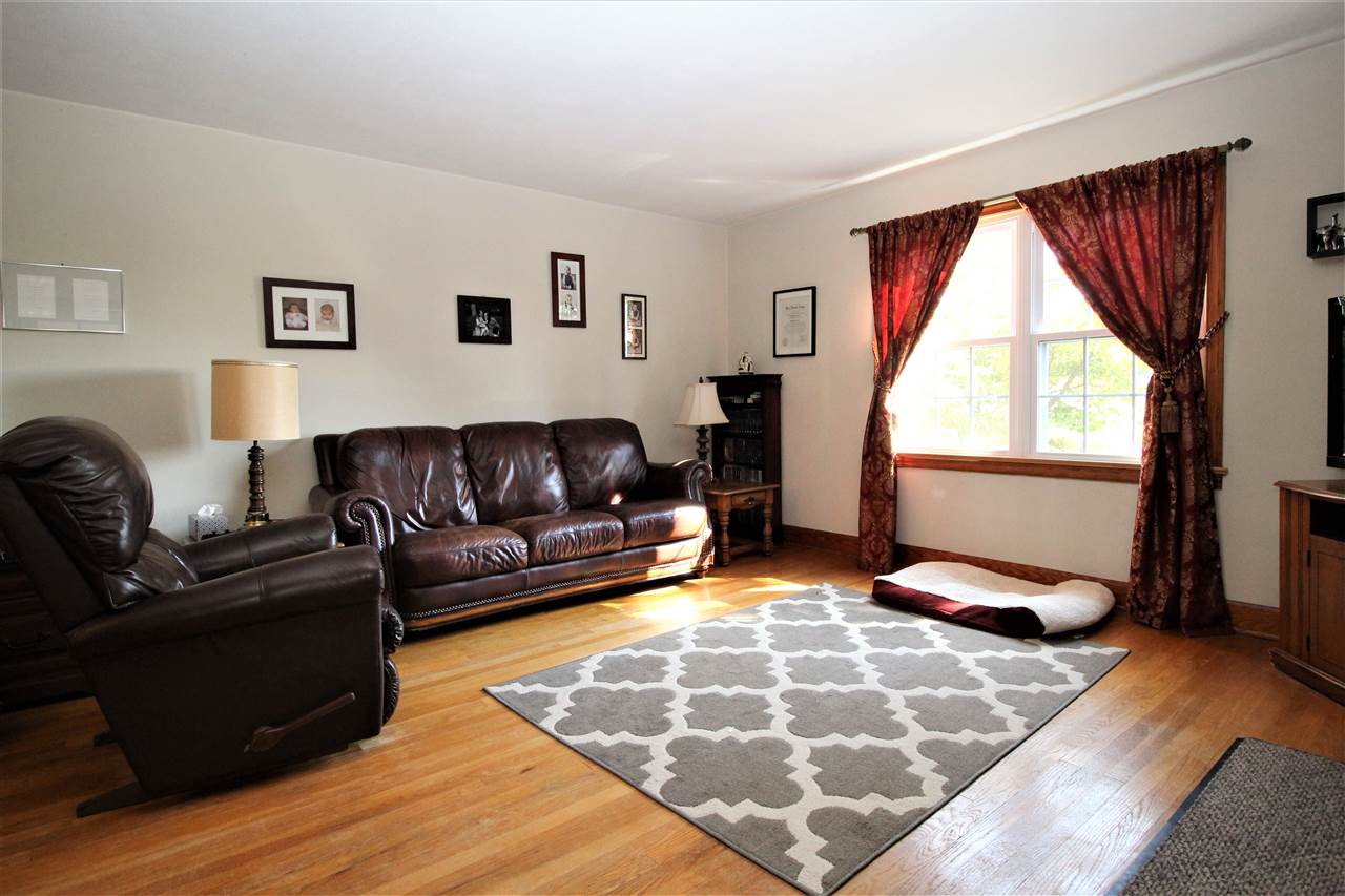 210 Surrey Road Staunton, VA 24401 - Photo 2 of 8 Gallery Image 2