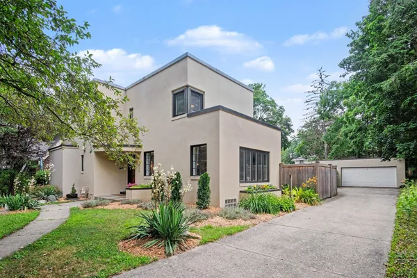 $549,900 | 310 Aurora Street Southeast, Grand Rapids, MI 49507
