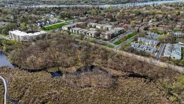 $1,100,000 | 556 County Rd C West, Roseville, MN 55113