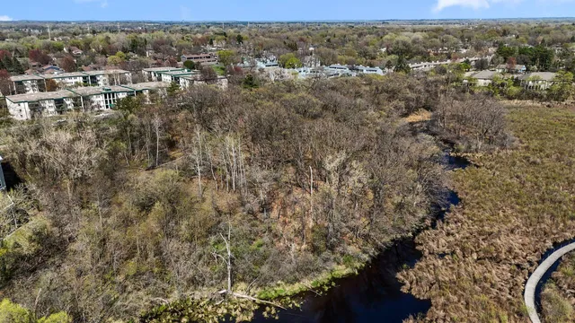 $1,100,000 | 556 County Rd C West, Roseville, MN 55113