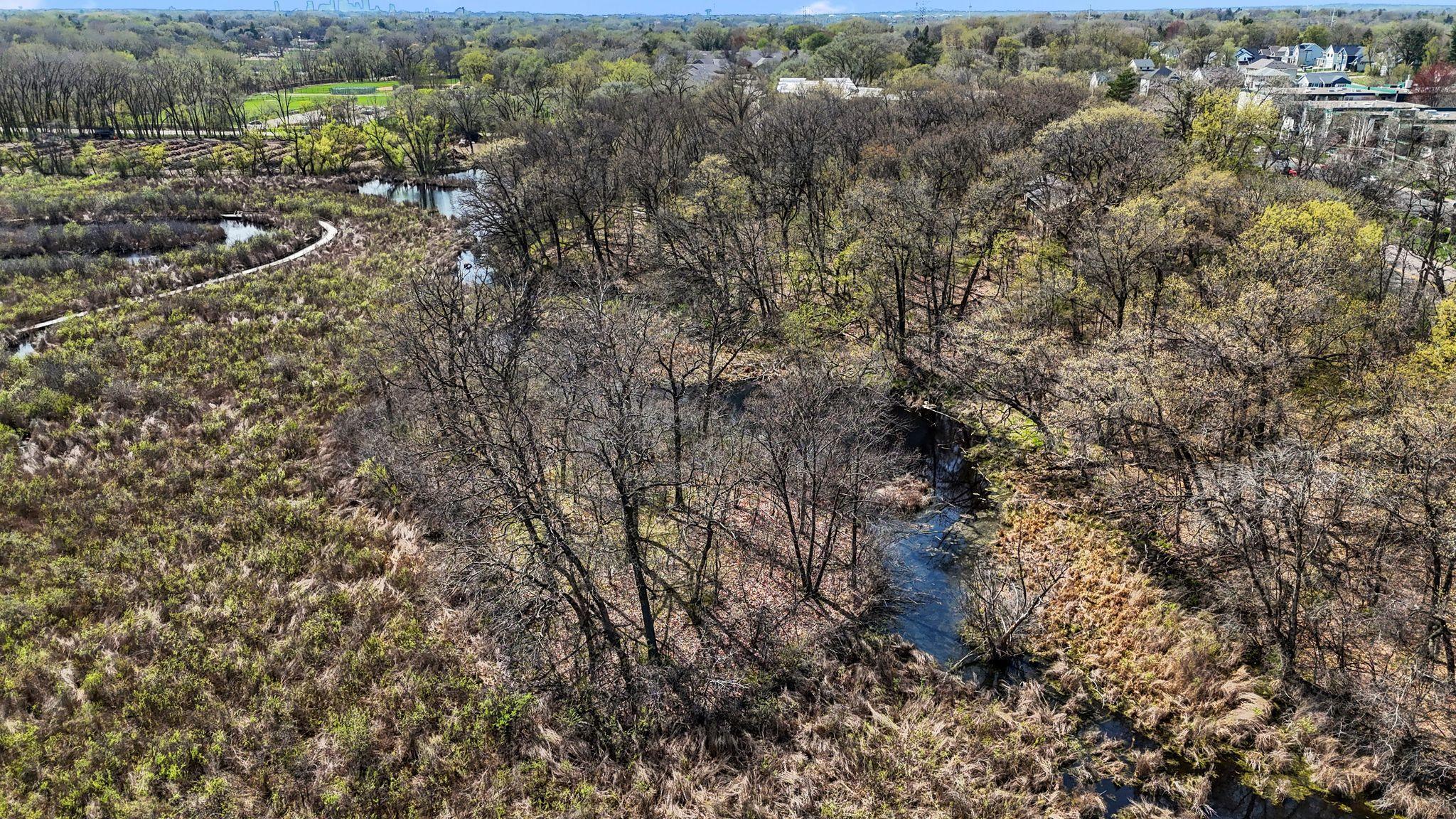 556 County Rd C West Roseville, MN 55113 - Photo 9 of 30