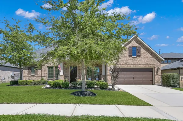 $799,999 | 4906 Tres Lagos Drive, Spring, TX 77389