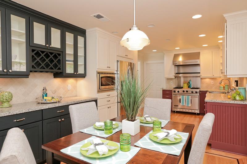 10587 Randy Lane Cupertino, CA 95014 - Photo 8 of 33 Gallery Image 8