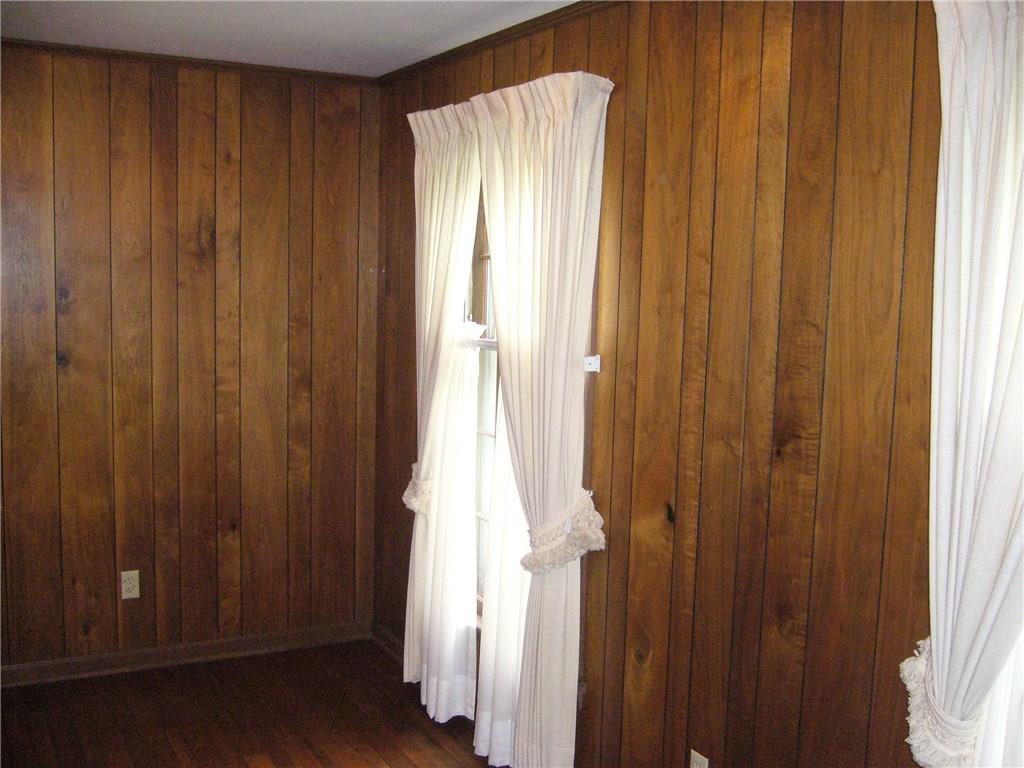 1106 Ridge Road Carmel, IN 46033 - Photo 3 of 19 Gallery Image 3