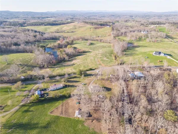 $325,000 | 209 Moss Road, Fairmount, GA 30139