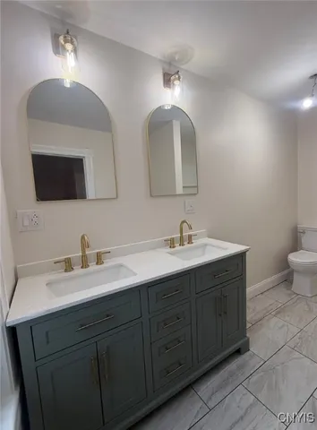 $2,400 | 46 Pearl Street, New Hartford, NY 13413