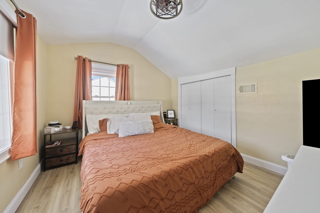 54 Wilbur Street Raynham, MA 02767 - Photo 19 of 25