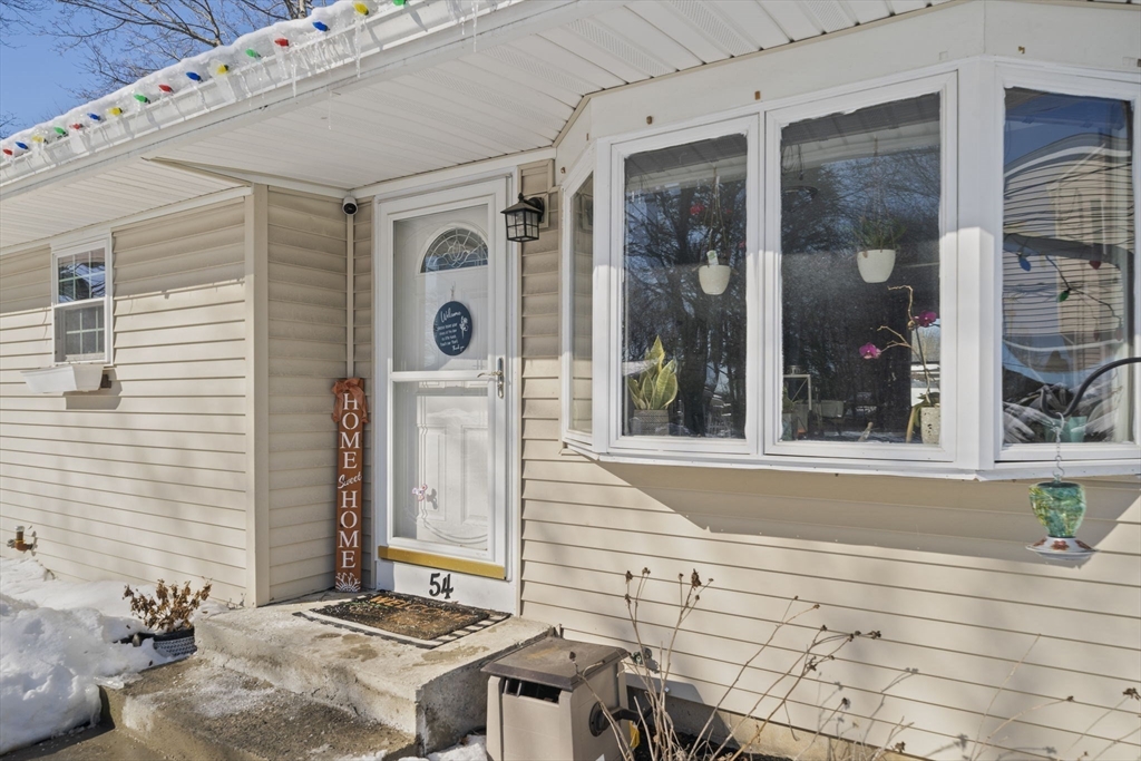 54 Wilbur Street Raynham, MA 02767 - Photo 4 of 25