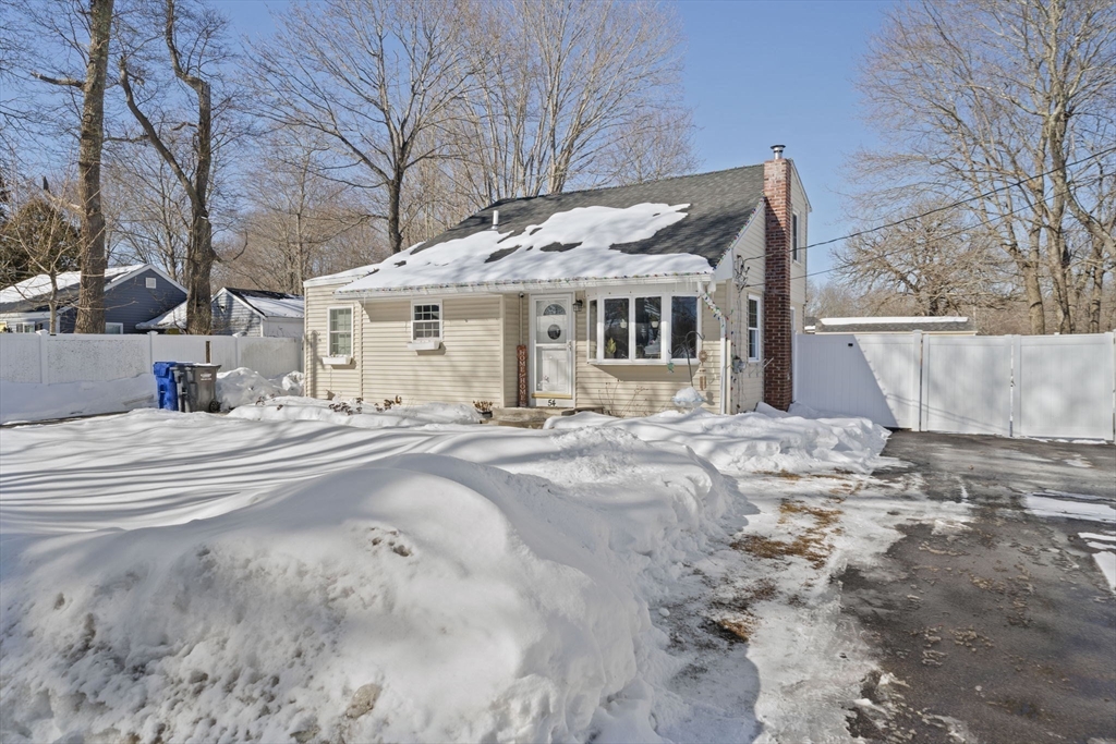 54 Wilbur Street Raynham, MA 02767 - Photo 5 of 25