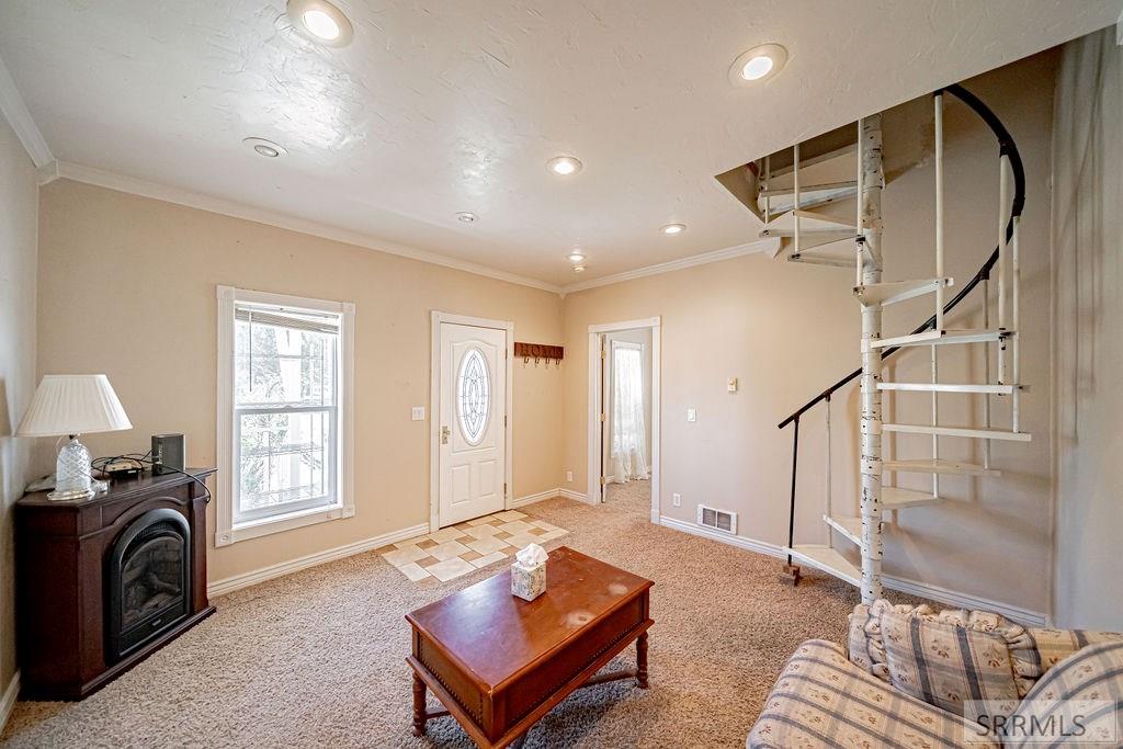 407 West Main Street St. Anthony, ID 83445 - Photo 8 of 41