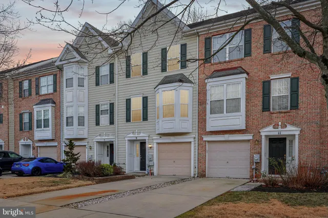 $425,000 | 9 Alexandra Court, Marlton, NJ 08053