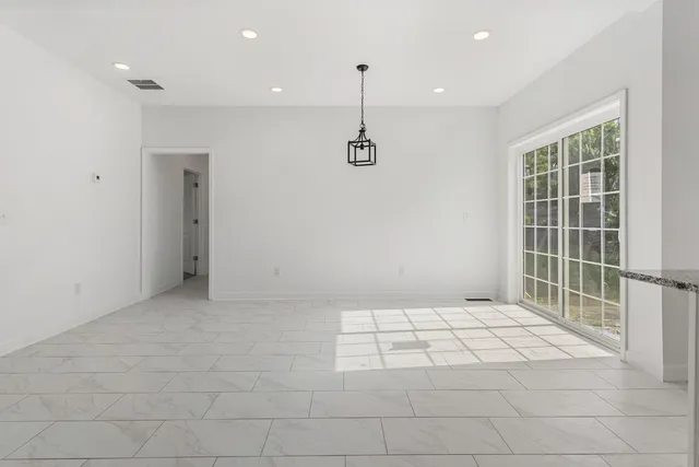 $249,999 | 409 East Buckner Street, Tuscola, IL 61953