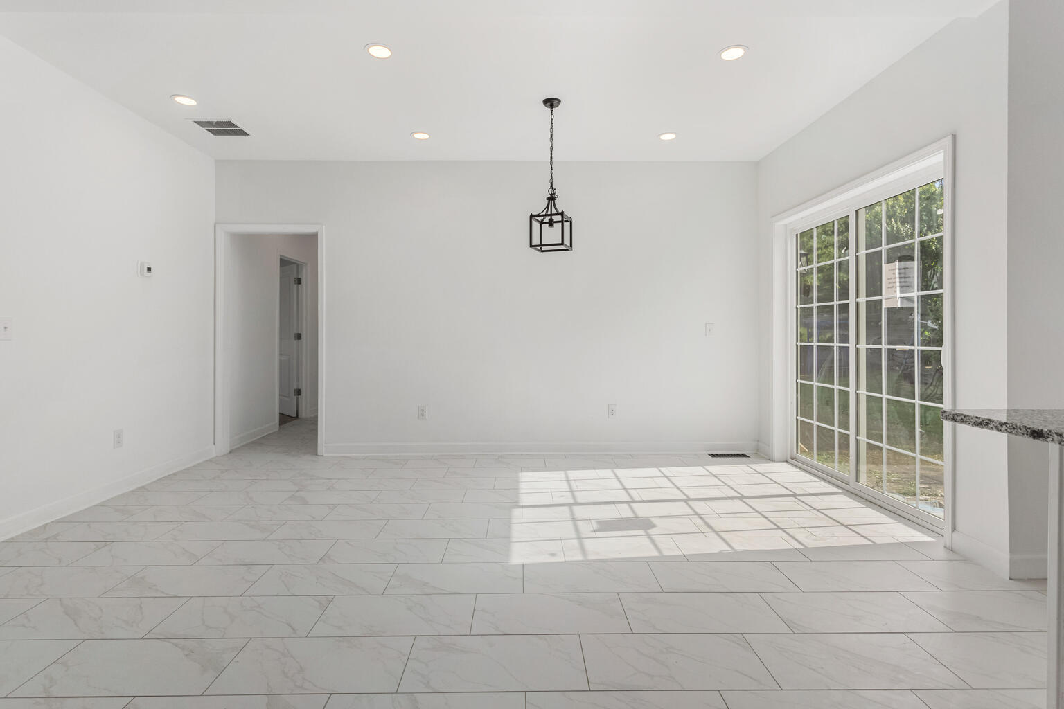 409 East Buckner Street Tuscola, IL 61953 - Photo 19 of 34