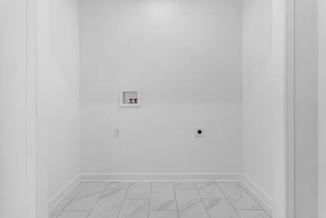 $249,999 | 409 East Buckner Street, Tuscola, IL 61953