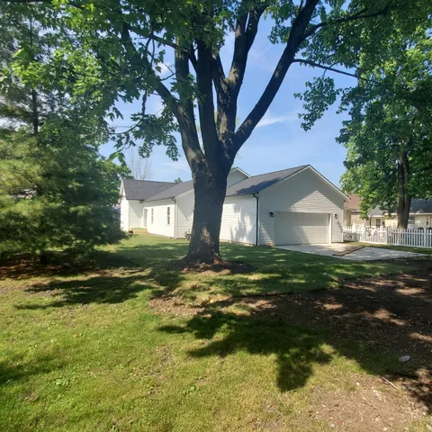$249,999 | 409 East Buckner Street, Tuscola, IL 61953