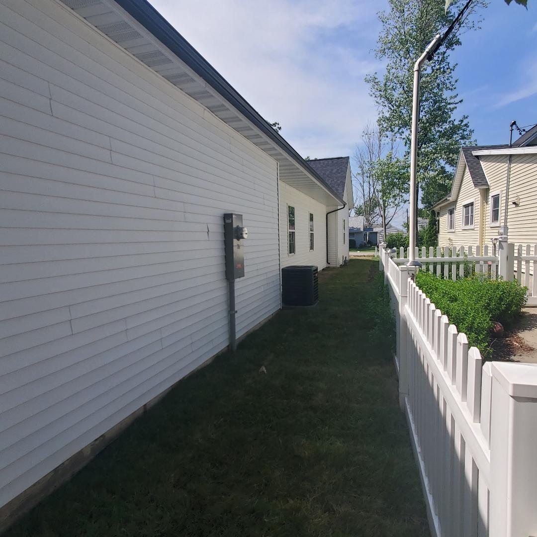 409 East Buckner Street Tuscola, IL 61953 - Photo 9 of 34