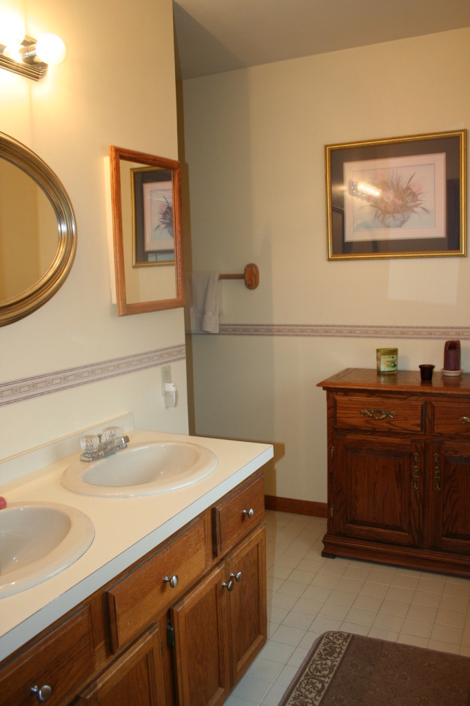 105 Winesap Road Pittsfield, MA 01201 - Photo 21 of 24 Master Bathrrom