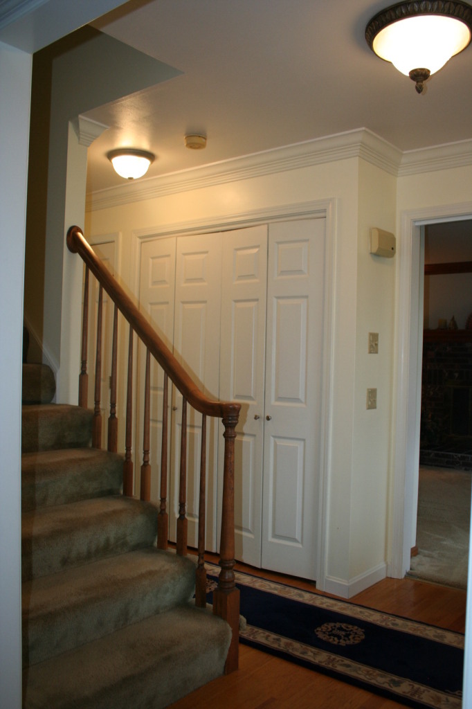105 Winesap Road Pittsfield, MA 01201 - Photo 4 of 24 Front Entry