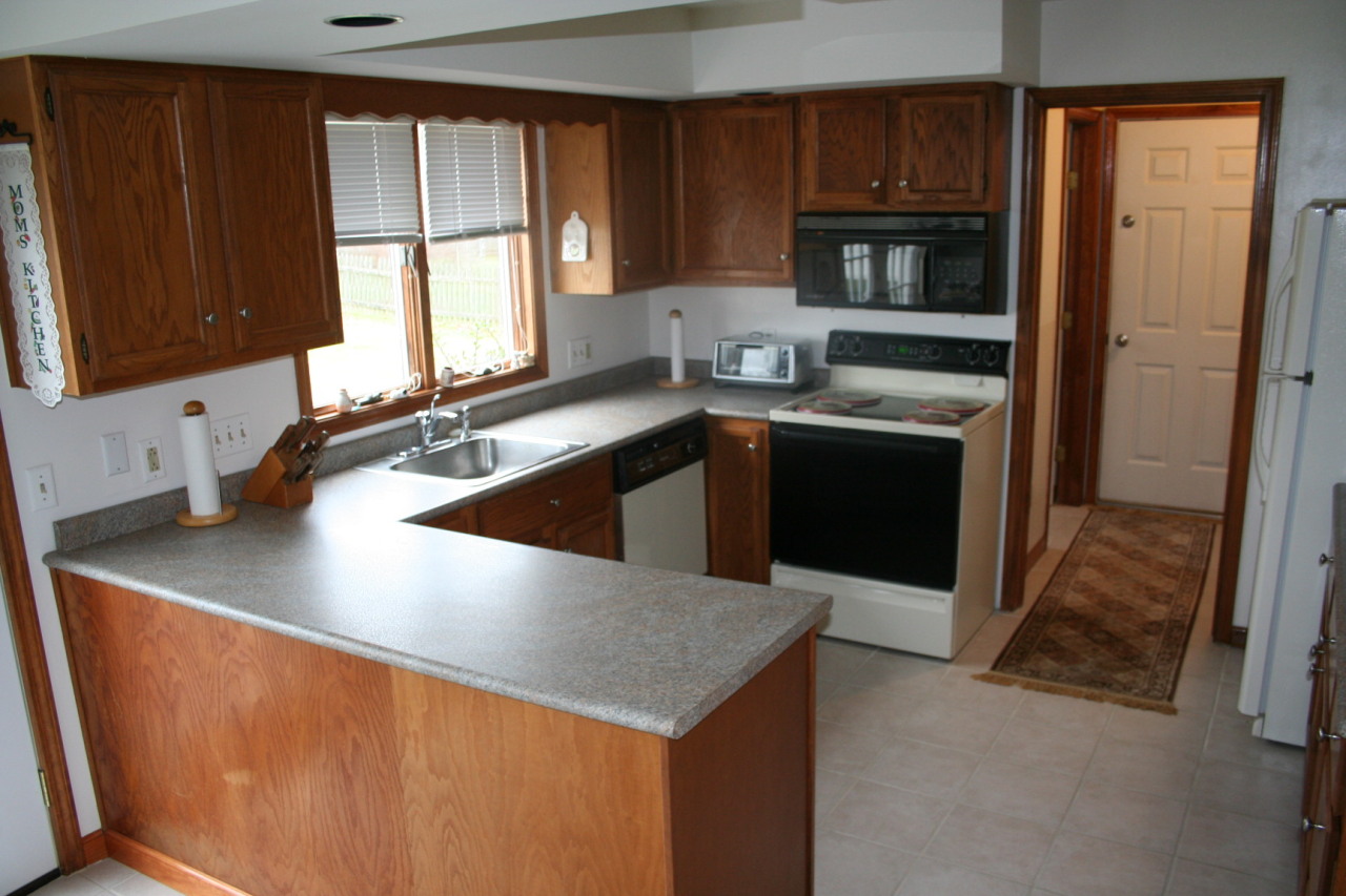 105 Winesap Road Pittsfield, MA 01201 - Photo 8 of 24 Kitchen