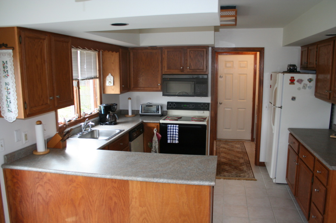 105 Winesap Road Pittsfield, MA 01201 - Photo 9 of 24 Kitchen