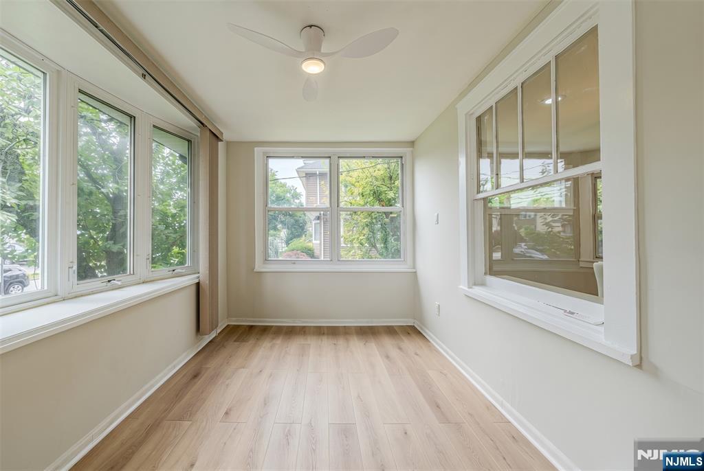 933 Maple Avenue Ridgefield, NJ 07657 - Photo 12 of 33