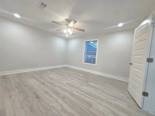 $284,900 | 802 Front Street, Columbus, TX 78934