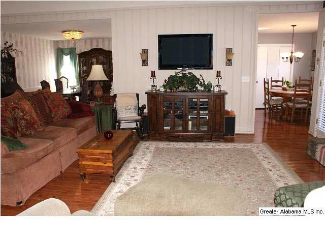 1810 Catala Road Birmingham, AL 35216 - Photo 4 of 24