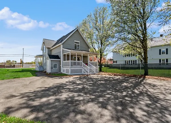 $700,000 | 250 Chelmsford Street, Chelmsford, MA 01824
