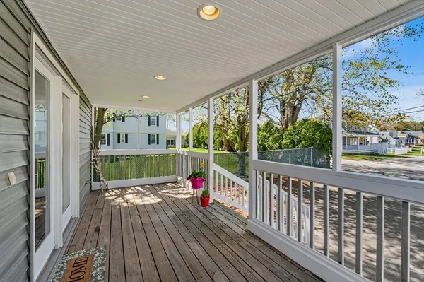 $700,000 | 250 Chelmsford Street, Chelmsford, MA 01824