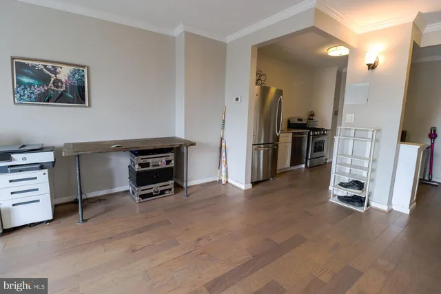 $179,900 | 4242 East-West Highway, Unit 417, Chevy Chase, MD 20815