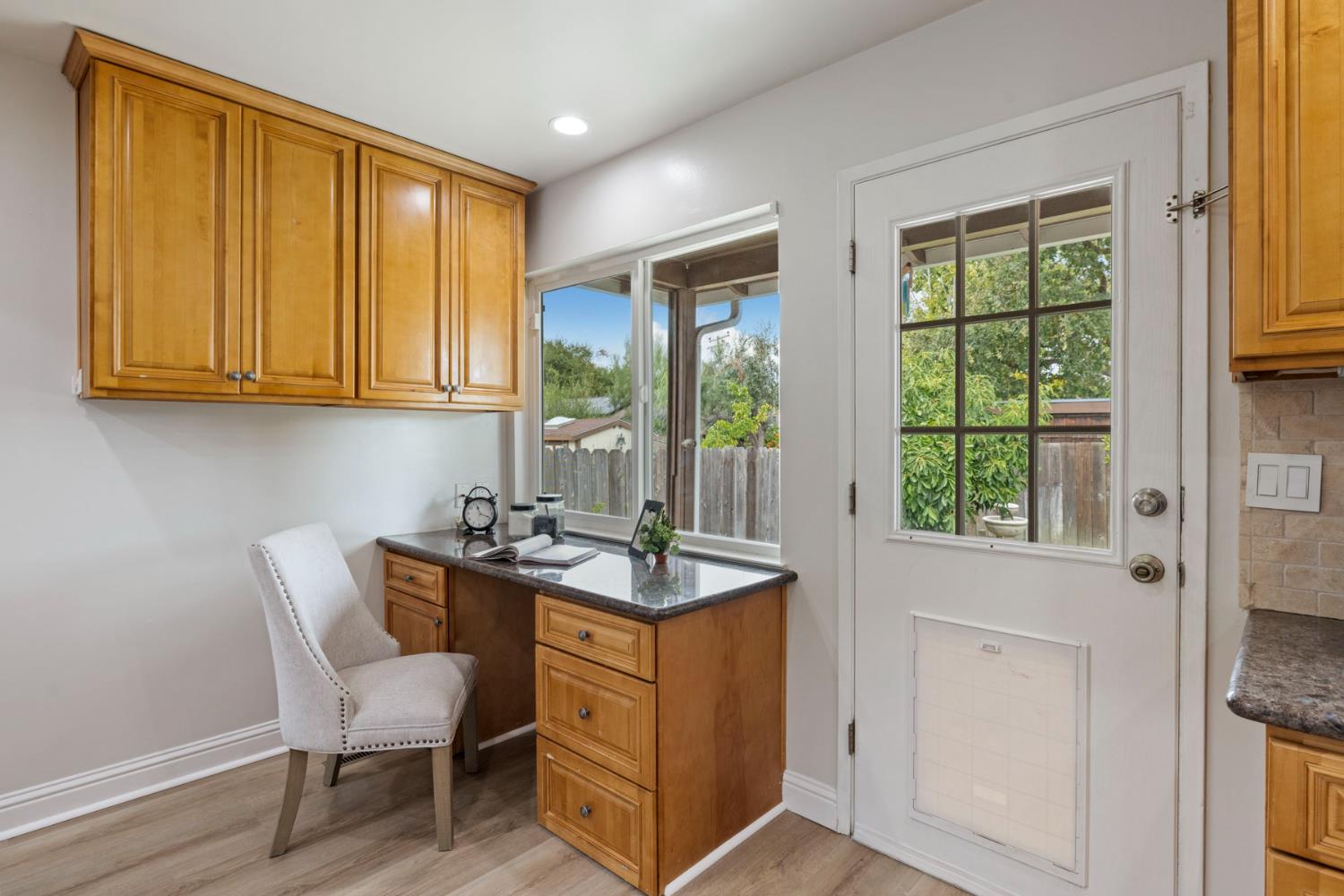 23868 Fairlands Road Hayward, CA 94541 - Photo 17 of 39