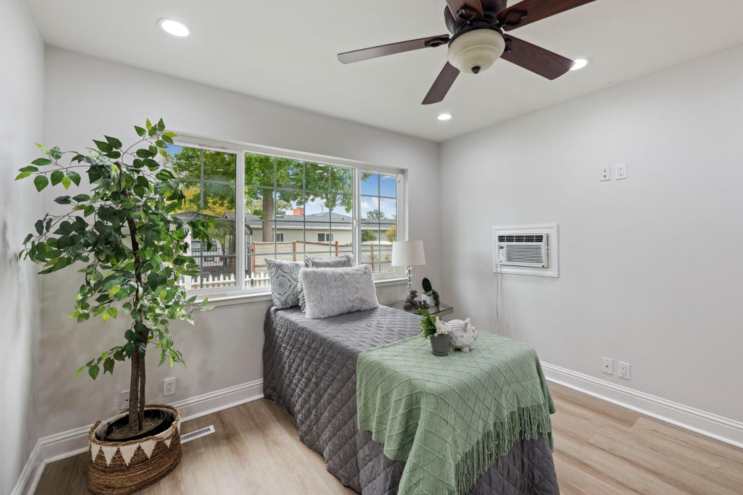 23868 Fairlands Road Hayward, CA 94541 - Photo 23 of 39