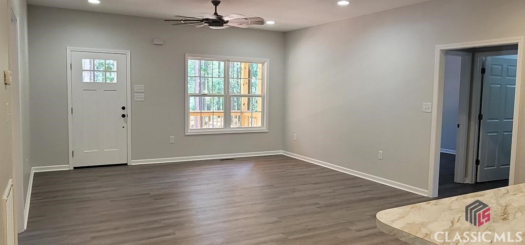110 Bud Road Stephens, GA 30667 - Photo 5 of 31 Great Room