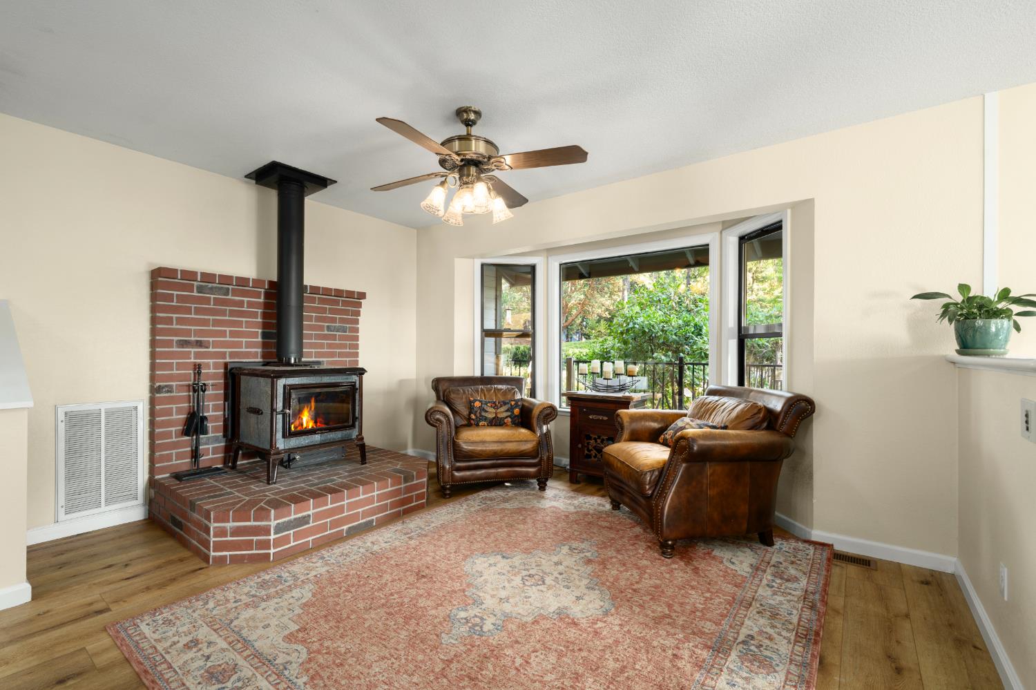 6161 Puerta Del Sol Road Camino, CA 95709 - Photo 19 of 43 Gallery Image 19