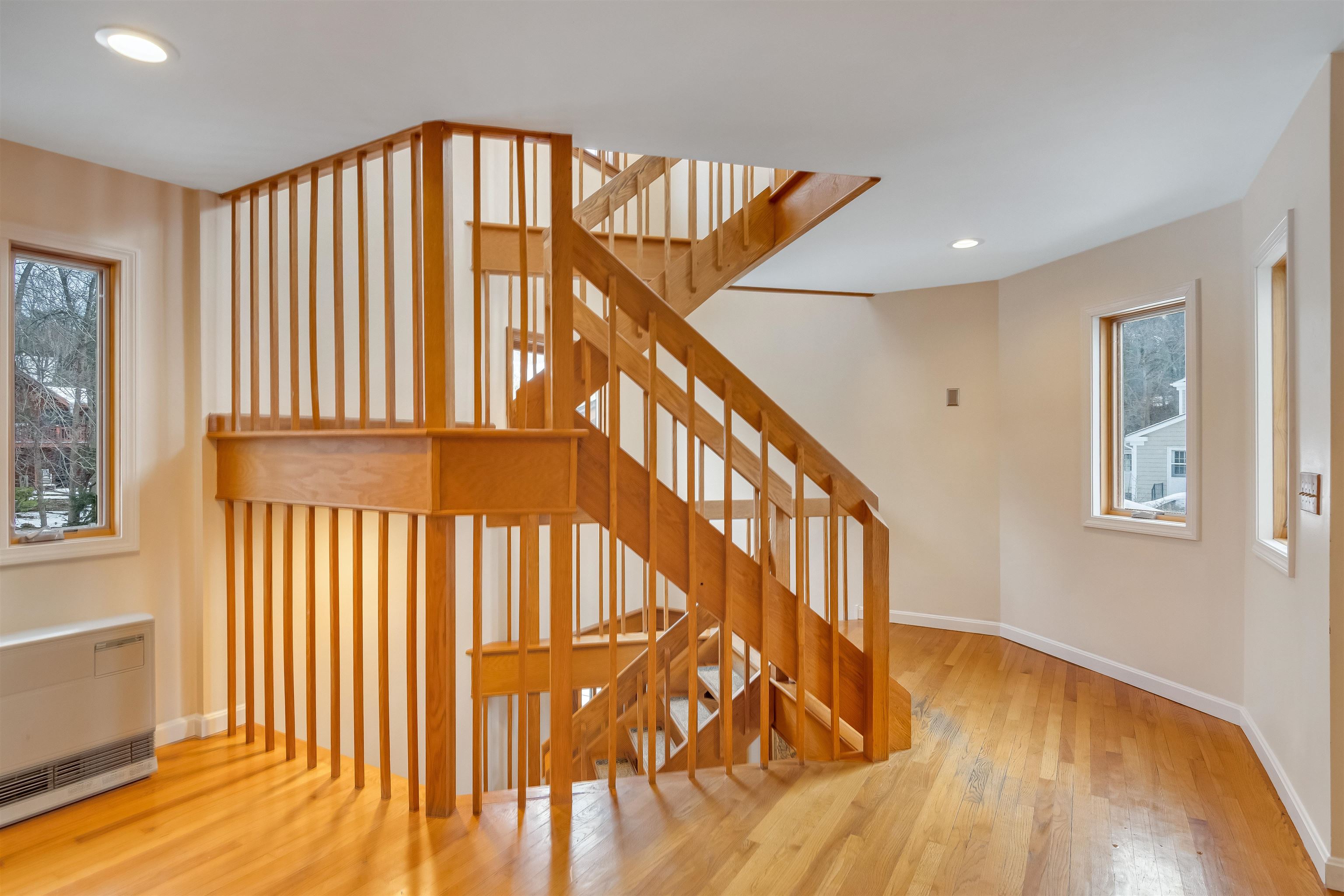 104 South Cove Road Burlington, VT 05401 - Photo 10 of 40 Gallery Image 10