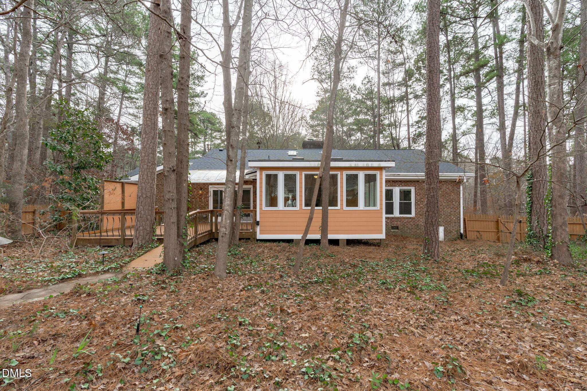 2204 Ridgefield Drive Chapel Hill, NC 27517 - Photo 36 of 41 B-5