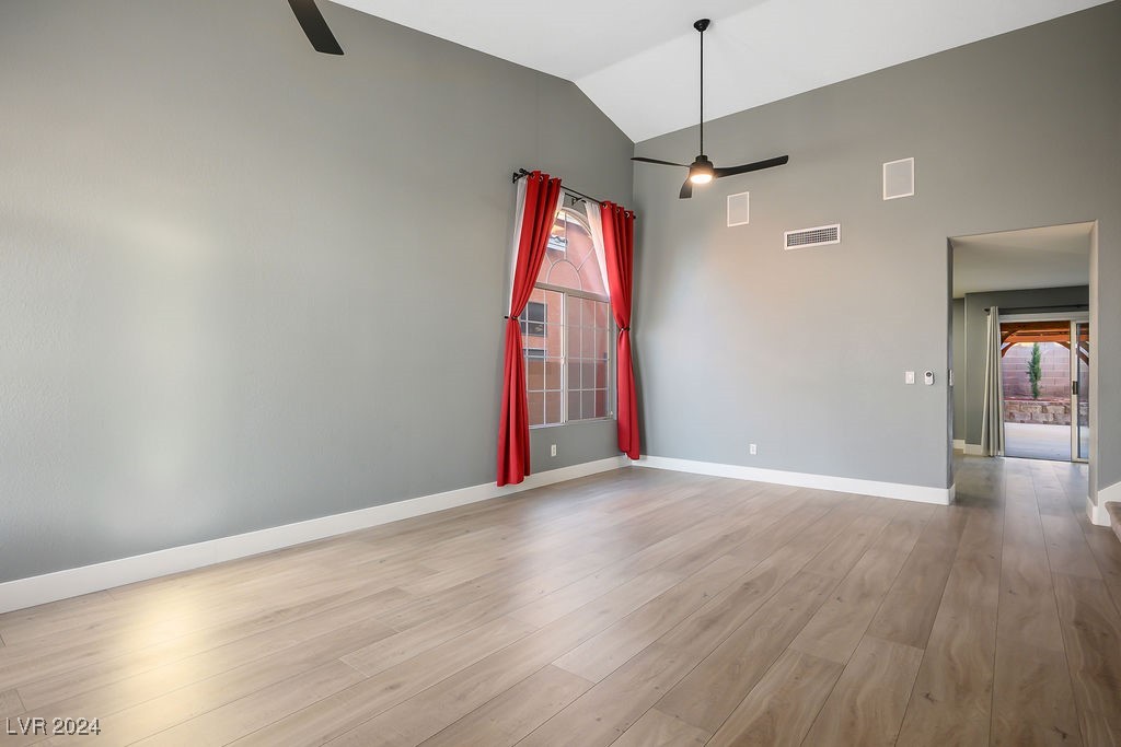 2012 Maple Springs Street Henderson, NV 89002 - Photo 4 of 39 Gallery Image 4